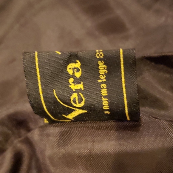 Vintage Italian Leather Jacket - Picture 3 of 4